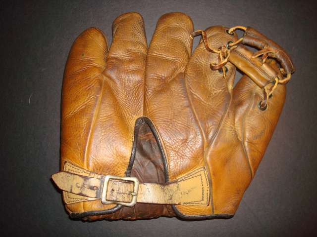 Joe Marty Goldsmith AG68 Back